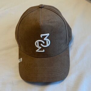 Brown Suede Cap with White Logo 33 brand